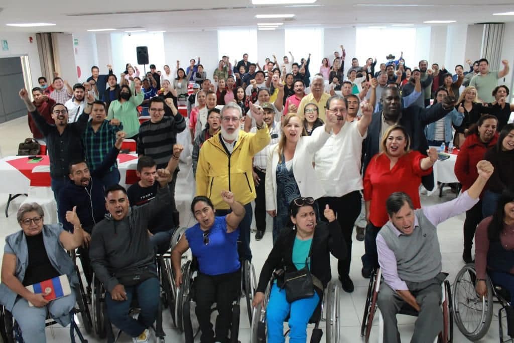 Promueve Tania Valentina inclusión de personas con discapacidad mediante capacitaciones1